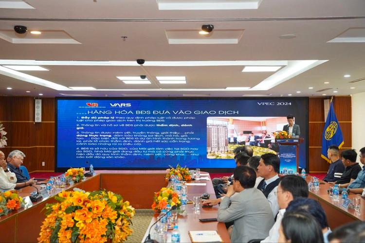 Hội Môi Giới Bất động Sản Việt Nam Công Bố “Bộ Quy Tắc Đạo Đức Và Ứng Xử Nghề Nghiệp Môi Giới Bất Động Sản Việt Nam - VPEC 2024”