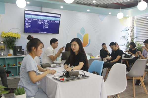 Chăm sóc sức khỏe định kỳ cho cán bộ nhân viên HASCO Holding