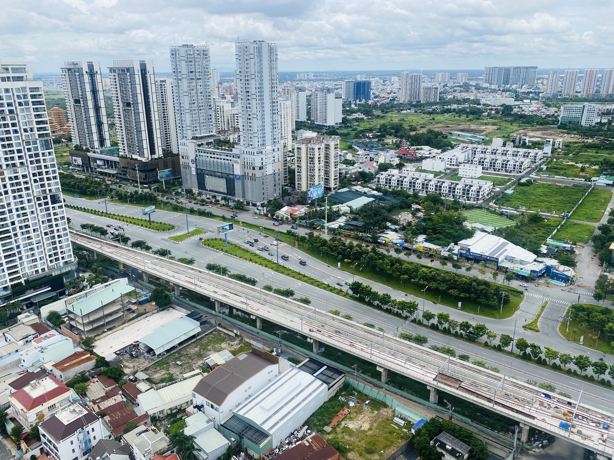 Proposing Thu Duc City to become a national logistics center